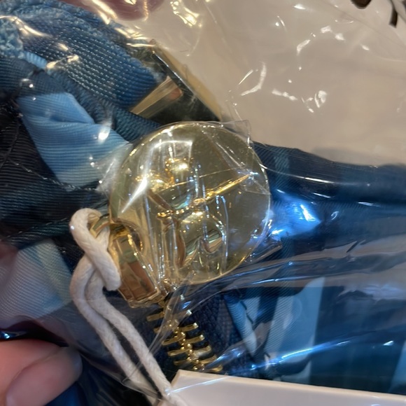 Stoney Clover Lane SCL Gilmore Girls The Puffs Chilton School Classic Fanny - Picture 3 of 3